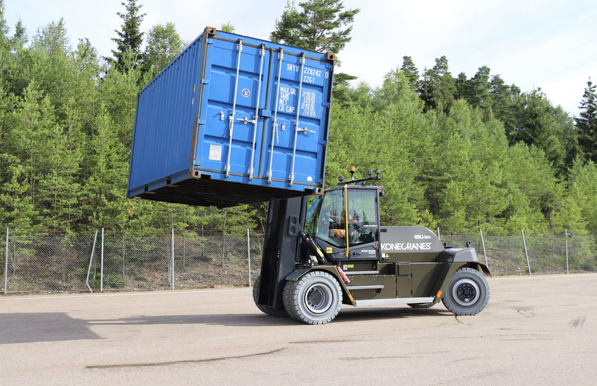 Konecranes wins public tender to provide first E-VER heavy electric forklift to Ireland’s Defence Forces